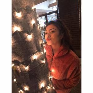 Meet your Posher, Karina